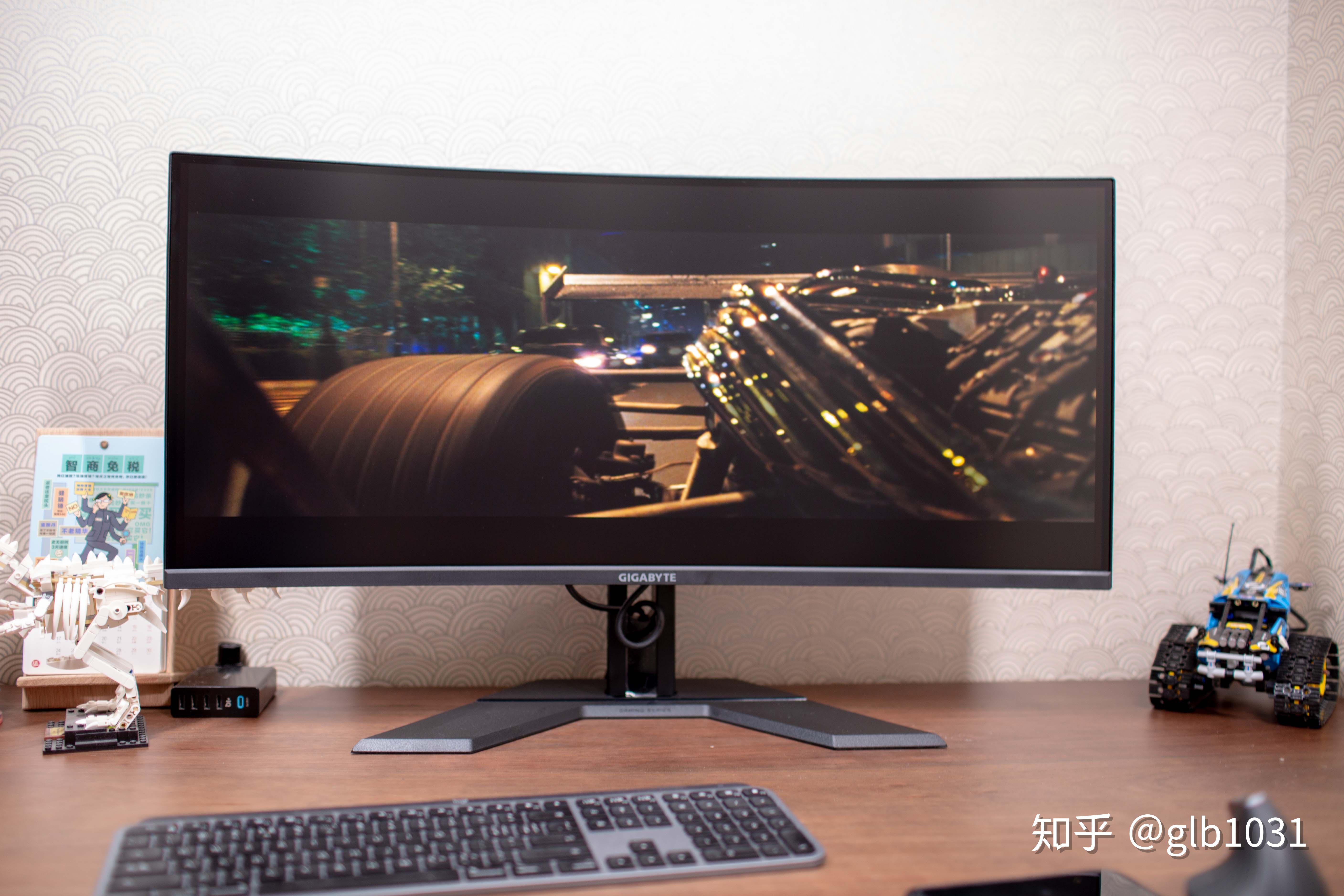 便宜又好用的大屏电竞显示器技嘉战术带鱼屏g34wqc测评