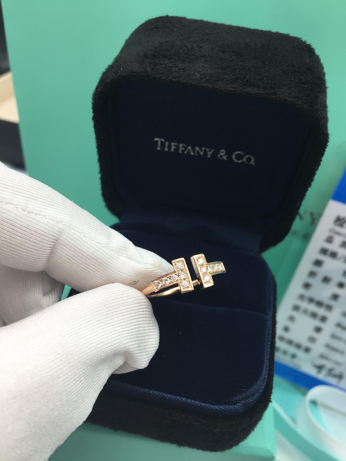 高清图|蒂芙尼订婚戒指Tiffany® Setting钻戒戒指图片5|腕表之家-珠宝