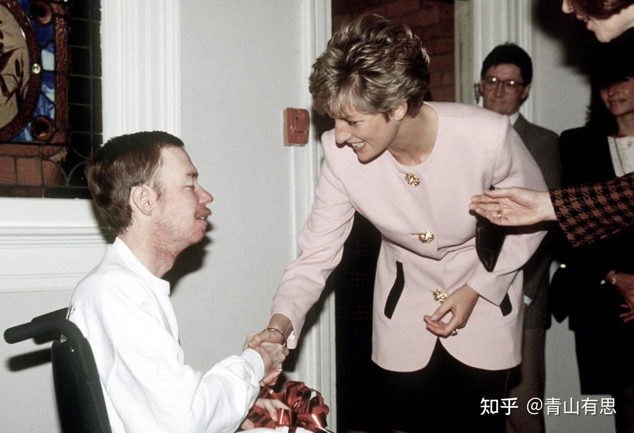 这位英伦玫瑰时尚品味有多能打 - 知乎