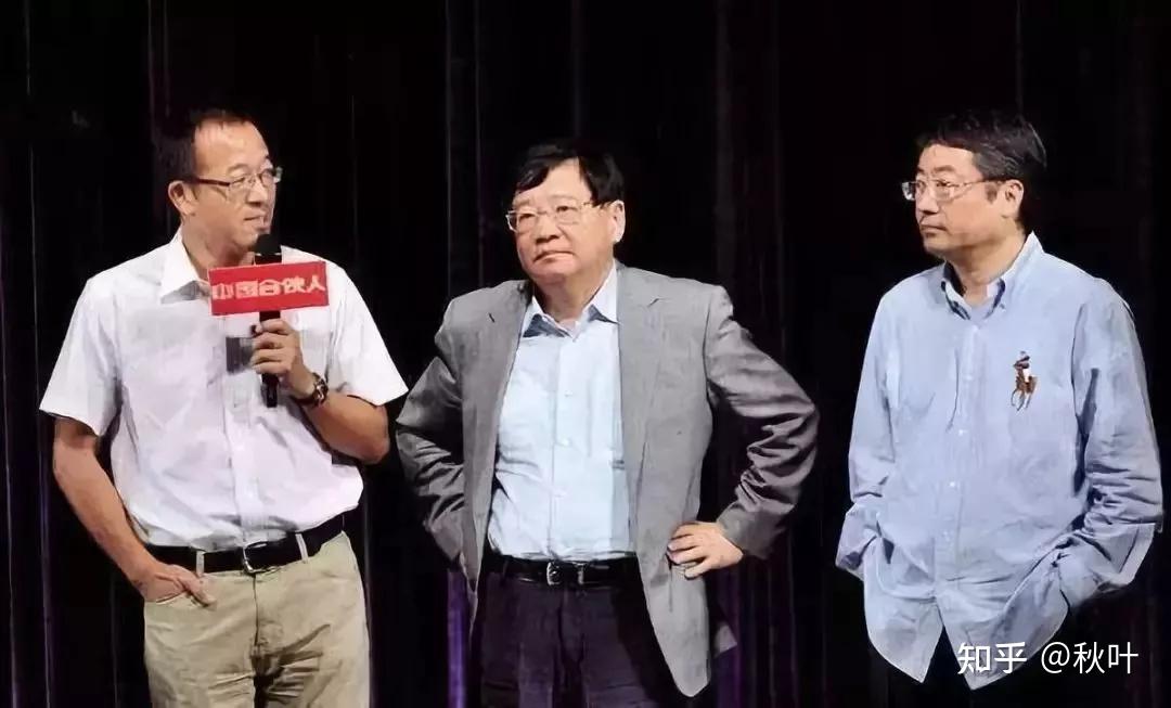 如何看待新东方创始人俞敏洪鼓励退租校区捐桌椅
