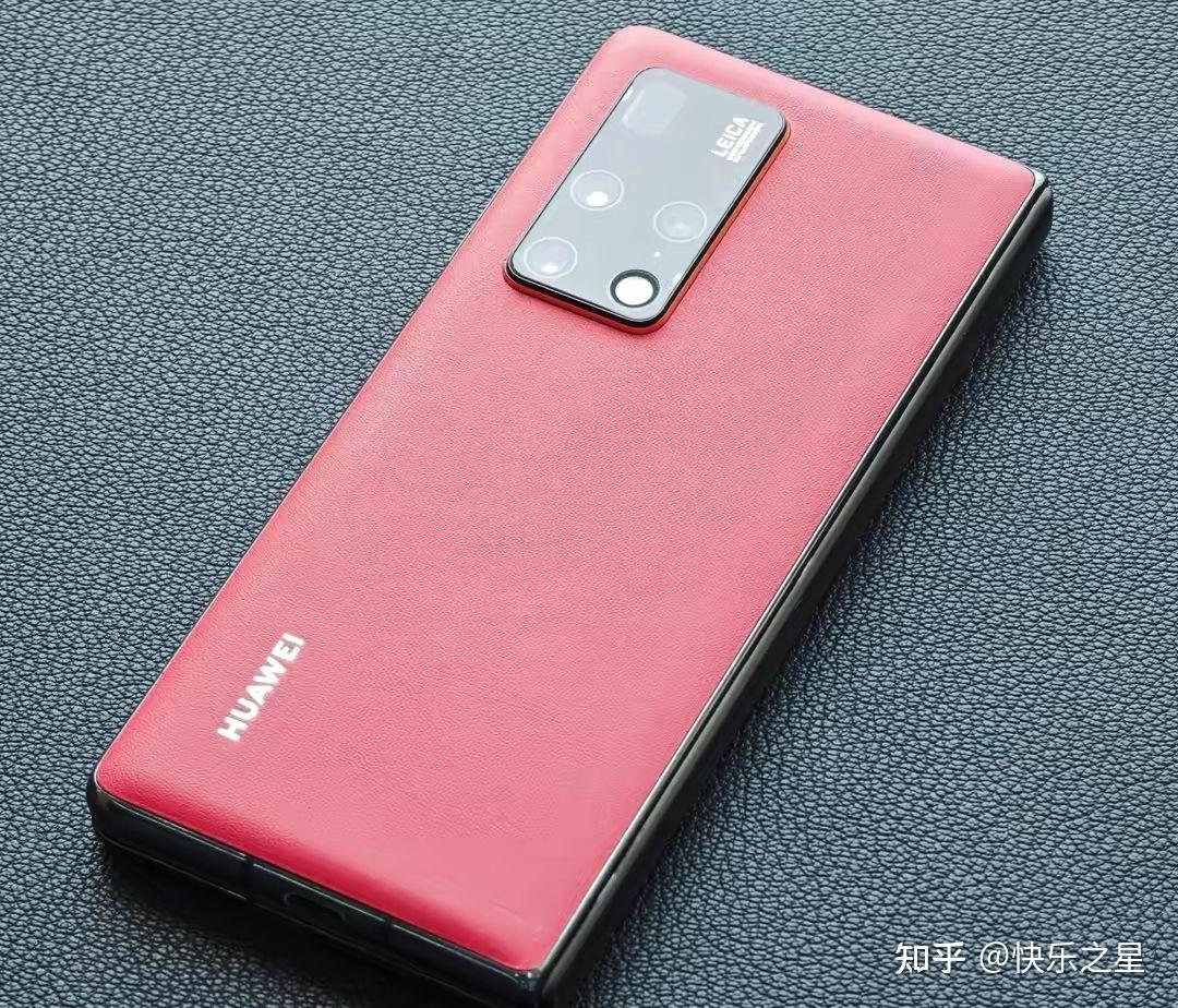 同时,mate x2在展开后几乎没有明显的折痕,提供了