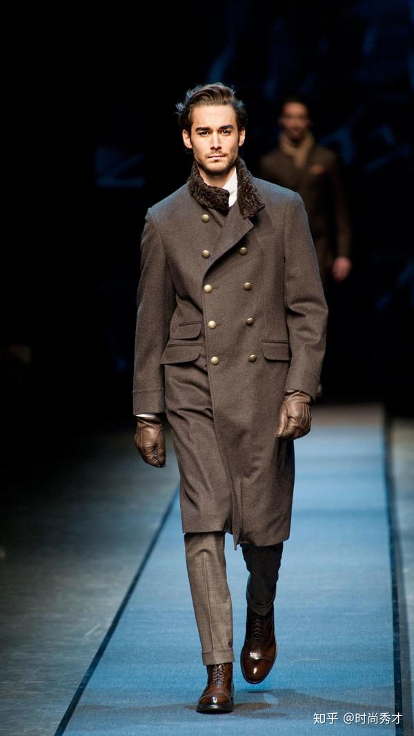 法国潮流时尚,气质帅哥迷人,享受新的时尚魅力