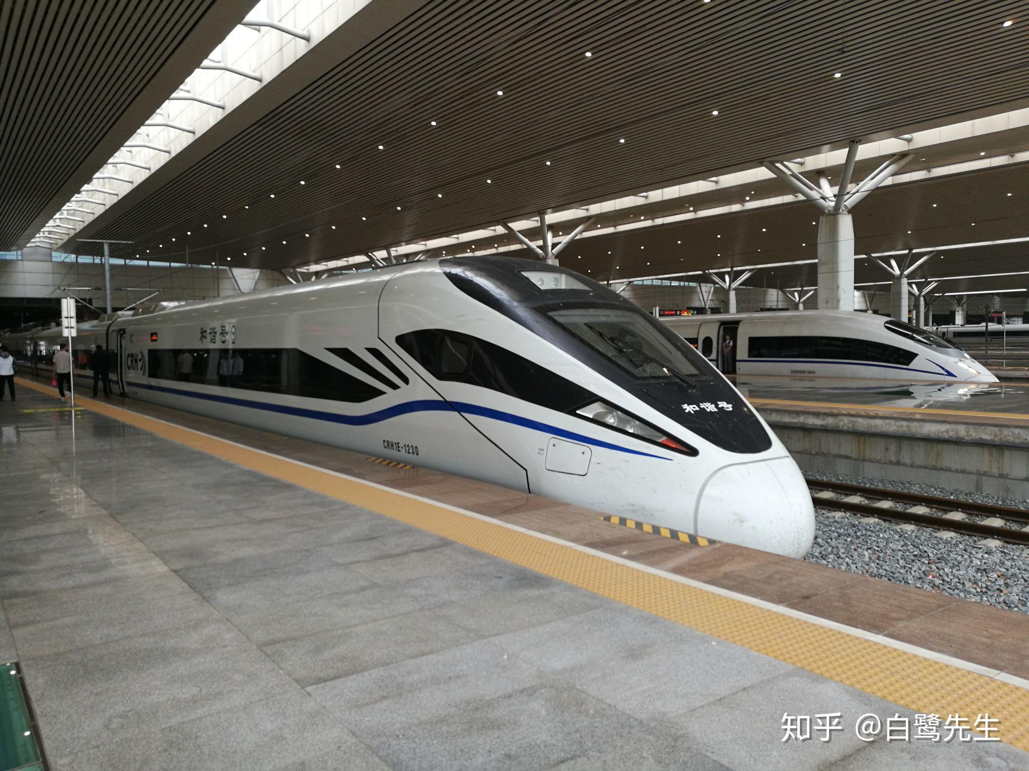 d307次停靠在26站台d307次由上海局上海段担当,使用的是新crh1e车底