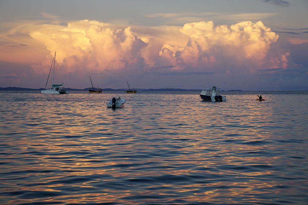 无复杂的出国手续|免签或落地签国家旅游推荐