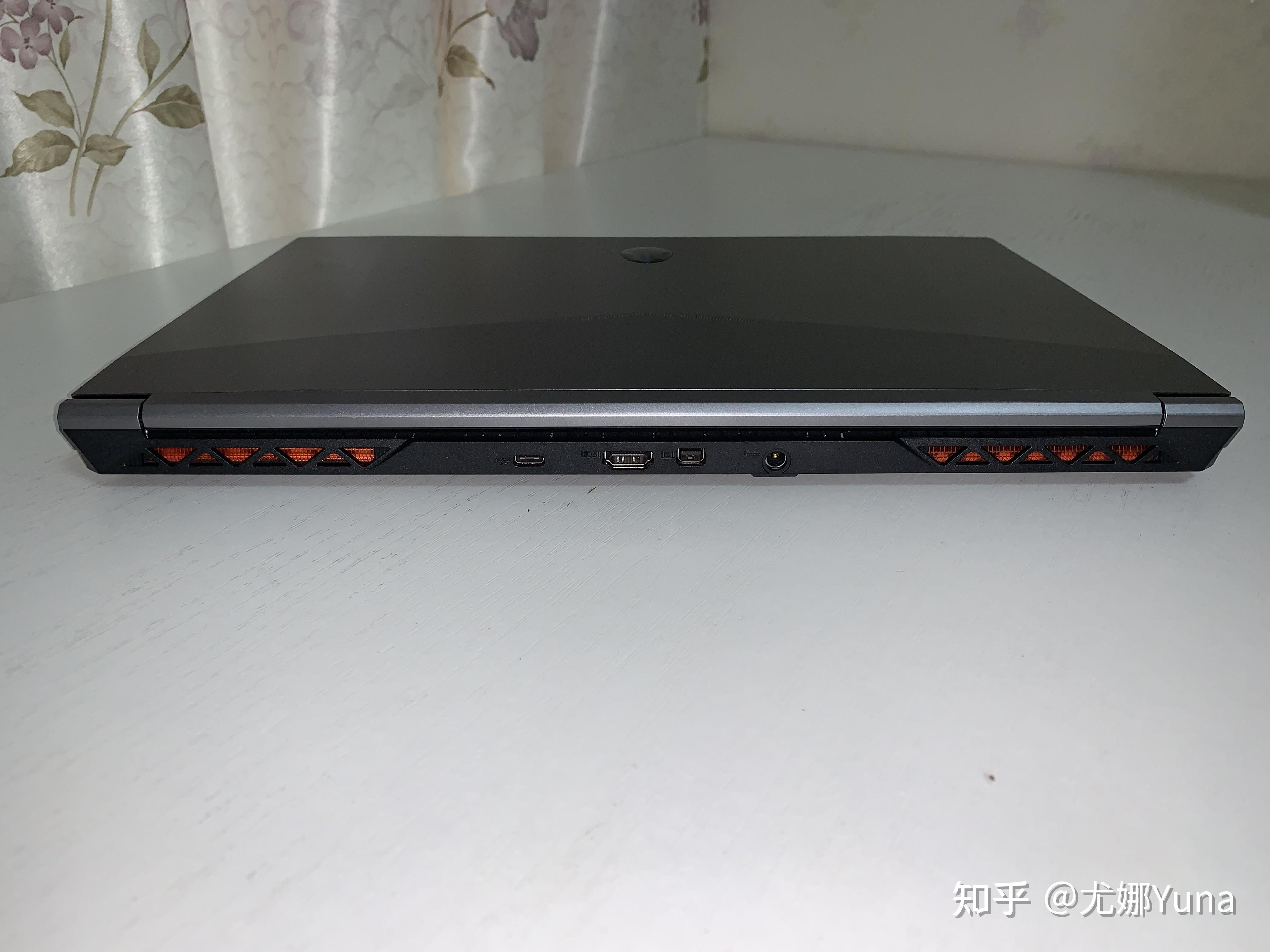 评测12代酷睿降临雷神911星战2022开箱测评