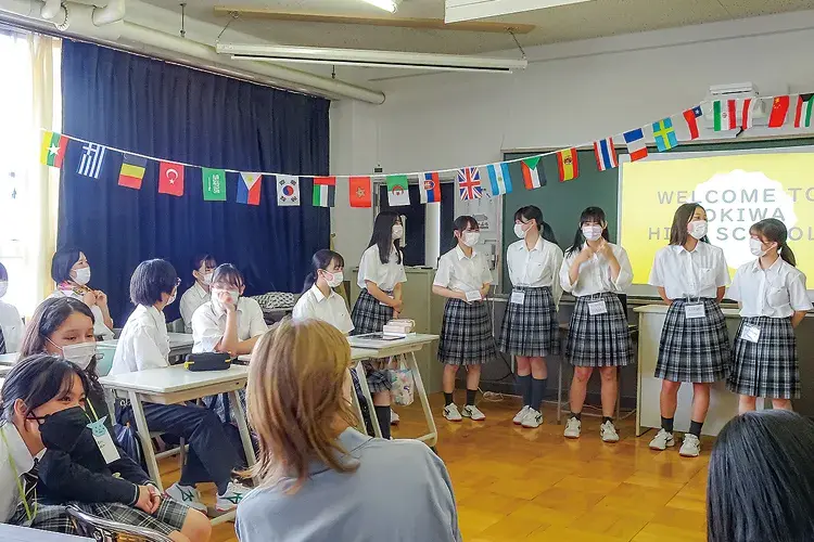 请输入图片描述