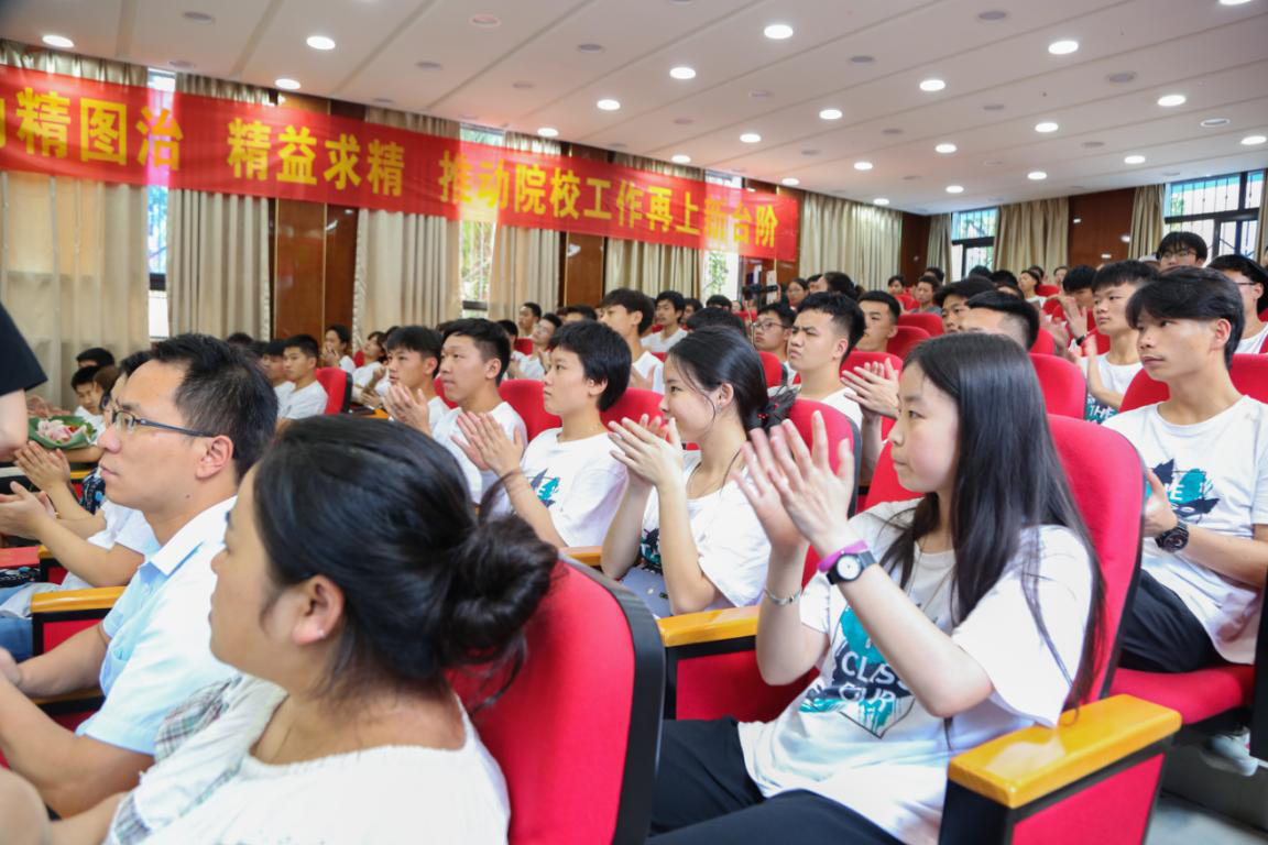 潭州教育走进贵州校园助力学生实现设计梦