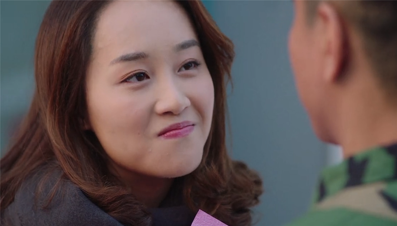 儿子被警察抓走母亲就因为他是我儿子所以他干啥我都不奇怪