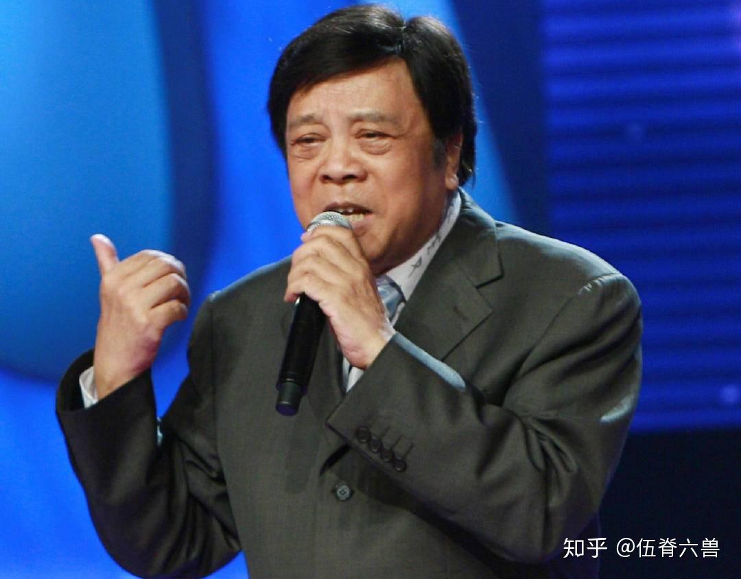 央视主持人赵忠祥生前影像 那个最熟悉的声音走了_四川在线