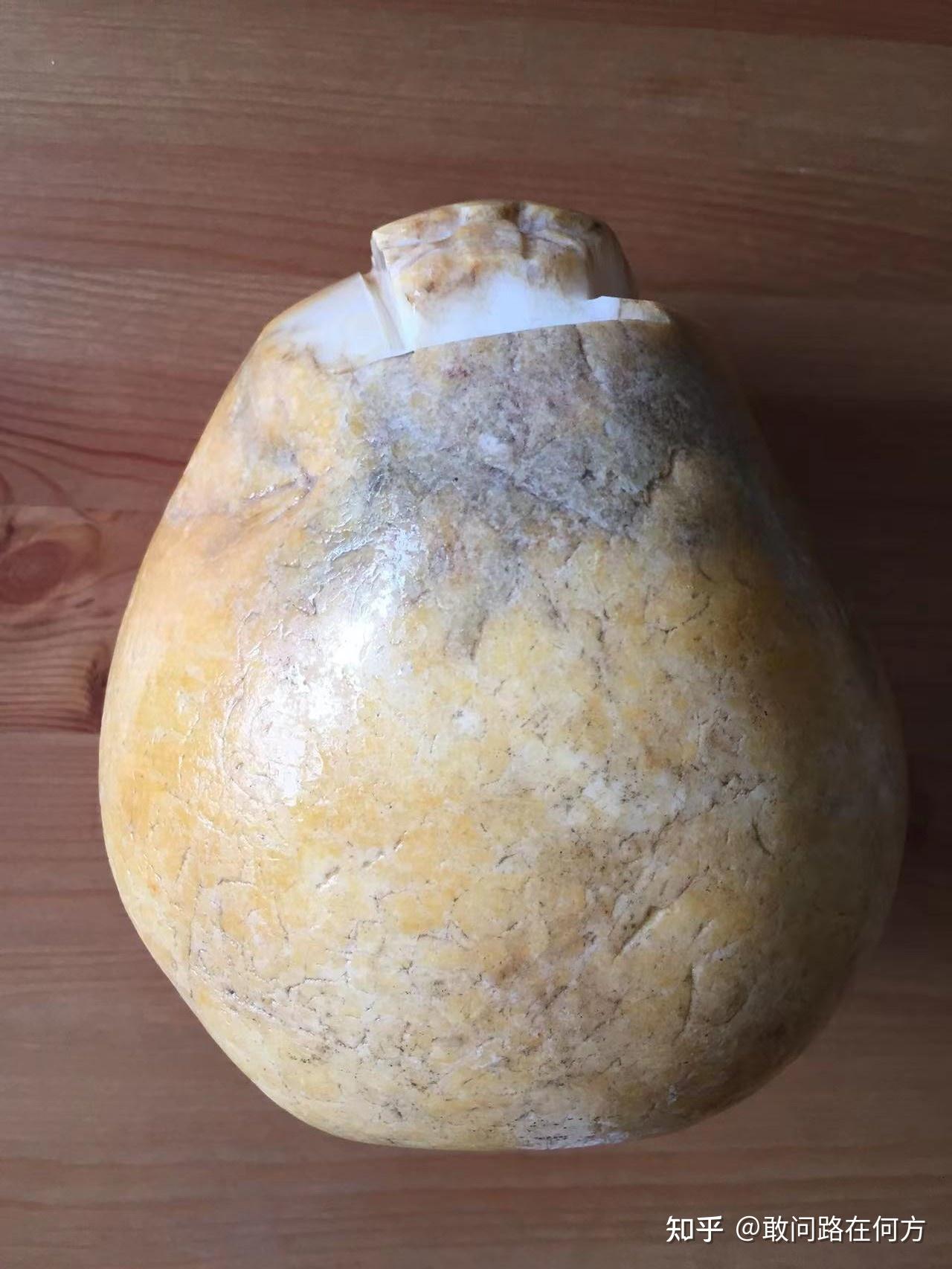 天然昆仑宝玉原石龙珠玉