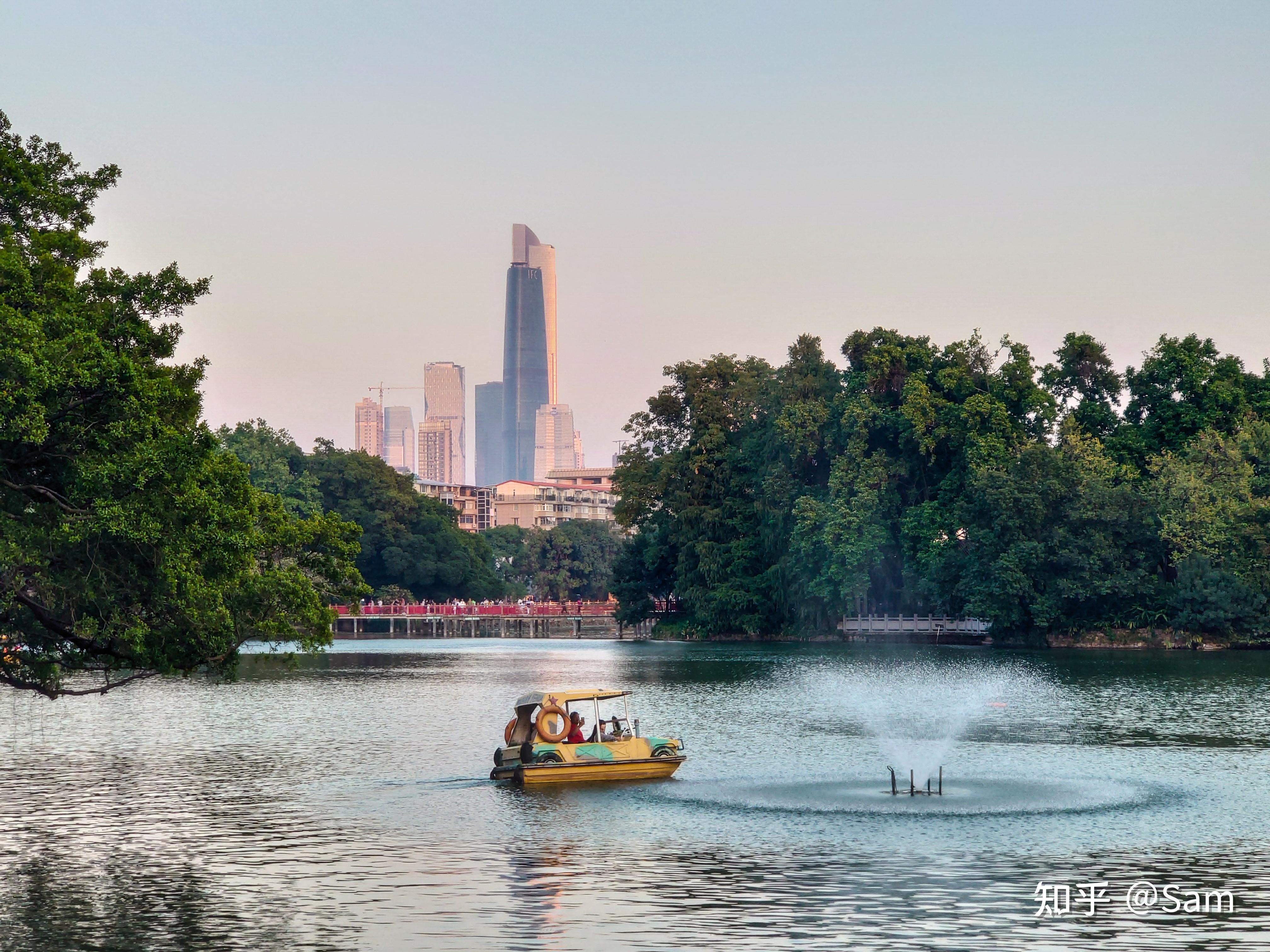 2 iso 50 16mm镜头(超广)谈到xperia 1 ii手机的拍摄感受就是:"很索尼