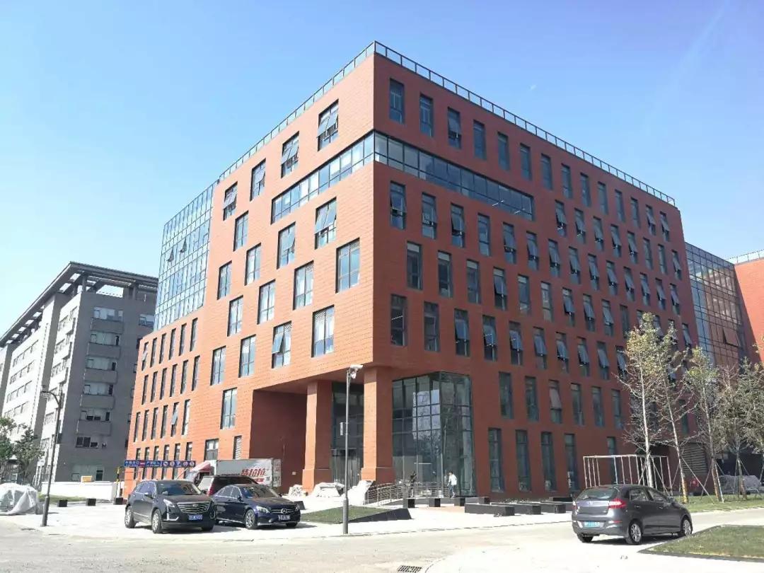 又一地方龙头地产商与东易日盛达成战略合作意向,莅临考察:感受企业