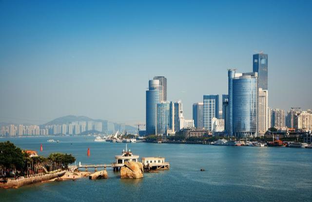 海南2020年1至8月GDp_05年海南马自达323