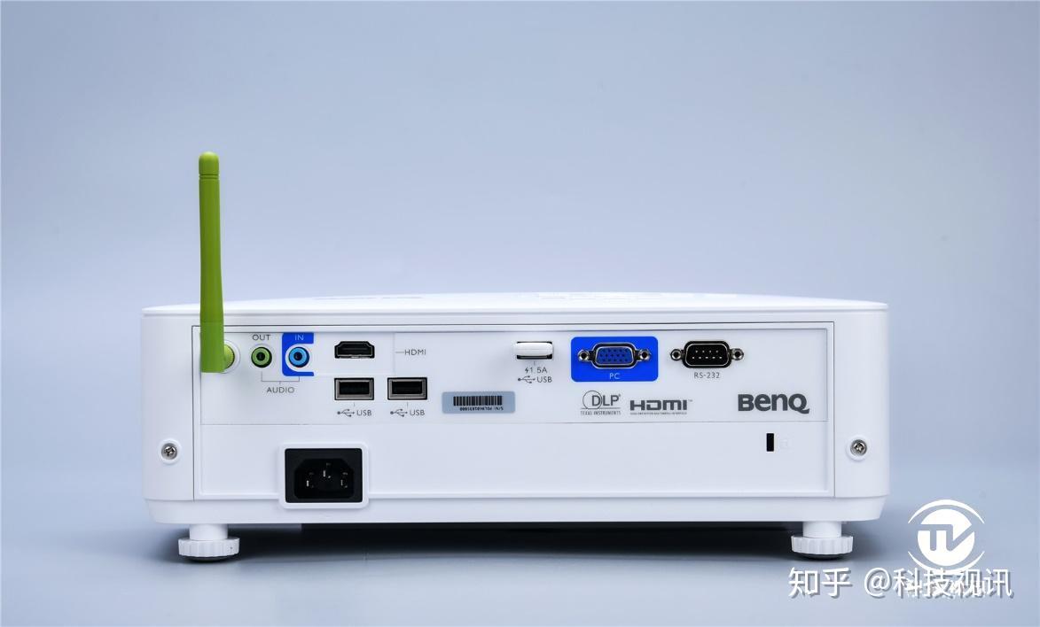 种草现场智娱双绝的全能投影明基e582了解一下