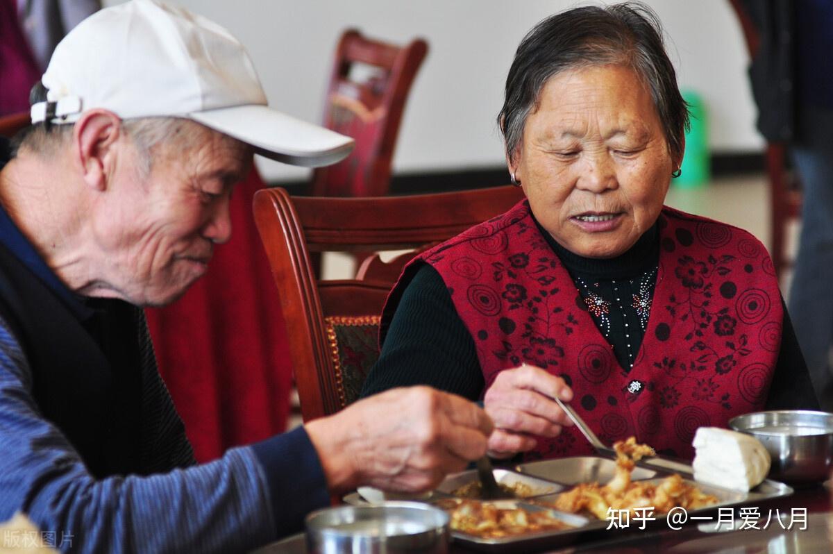 70歲的老人坦言有償式保姆陪伴比找老伴輕鬆快樂幸福很多