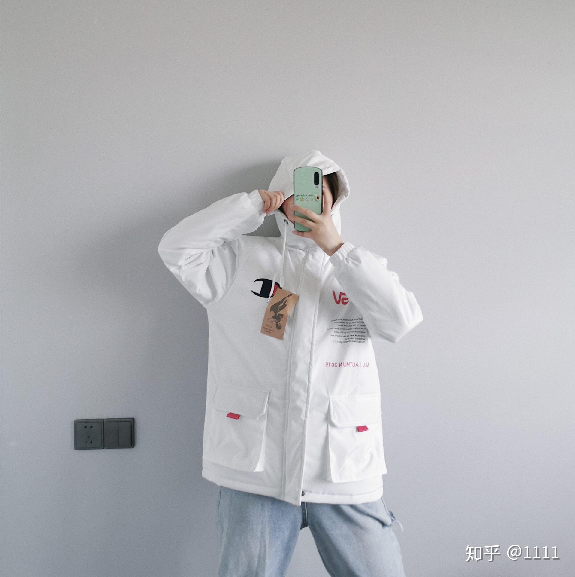 aj小闪电低帮的男生该怎么搭配衣服呢