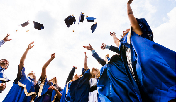 啥叫大学应届毕业生 v2-b57e7763a203d711cbc8c366a8d2b432_1440w.jpg?source=172ae18b