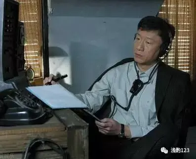 潜伏潜伏在深海的一条鱼余则成