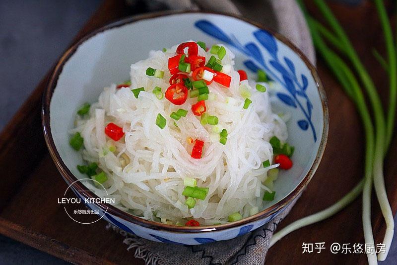 下粥的小菜商用 v2-b5bb2dd44aef4fcca08101945105516d_r.jpg