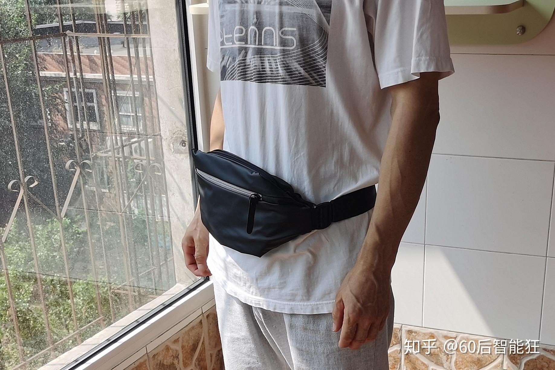 小东西多,不愿意背大包上班,用小米胸包就对了 - 知乎