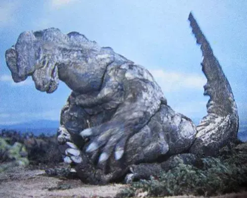 阿斯特隆改哥斯特隆,设定上是兄弟怪兽,这俩货还在乔尼阿斯的动画里