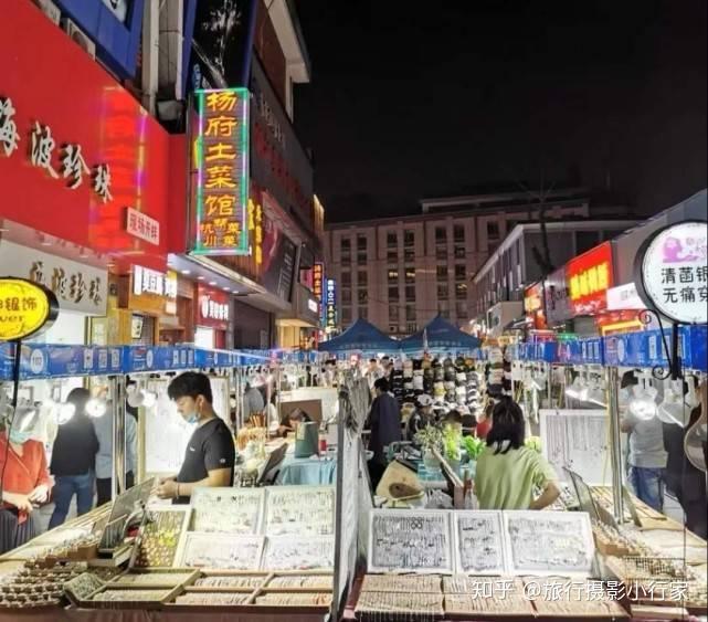 城市夜市風光杭州夜市強勢來襲50個夜市攤位等你來杭州最火爆的夜市在