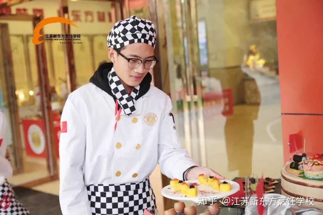 张成成甩开计算机汽修甜品店老板才是我的终极目标