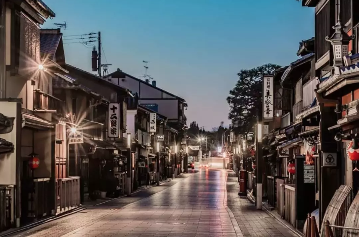 京都之魂全在这条百年花街 花见小路 知乎