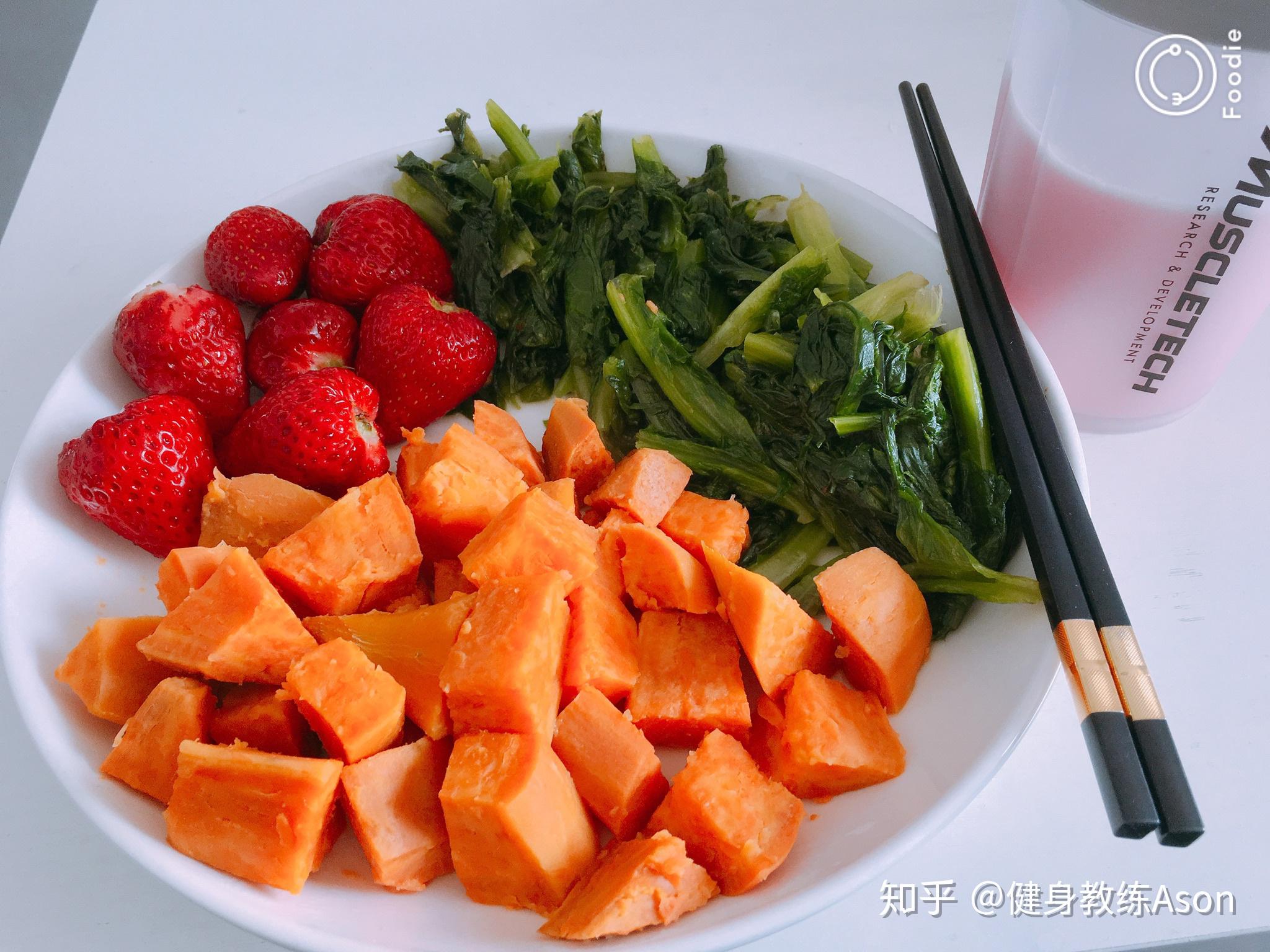 练肌肉可以喝蜂蜜水吗 v2-b688e4c2c812597adb00004bd2c82db9_r.jpg