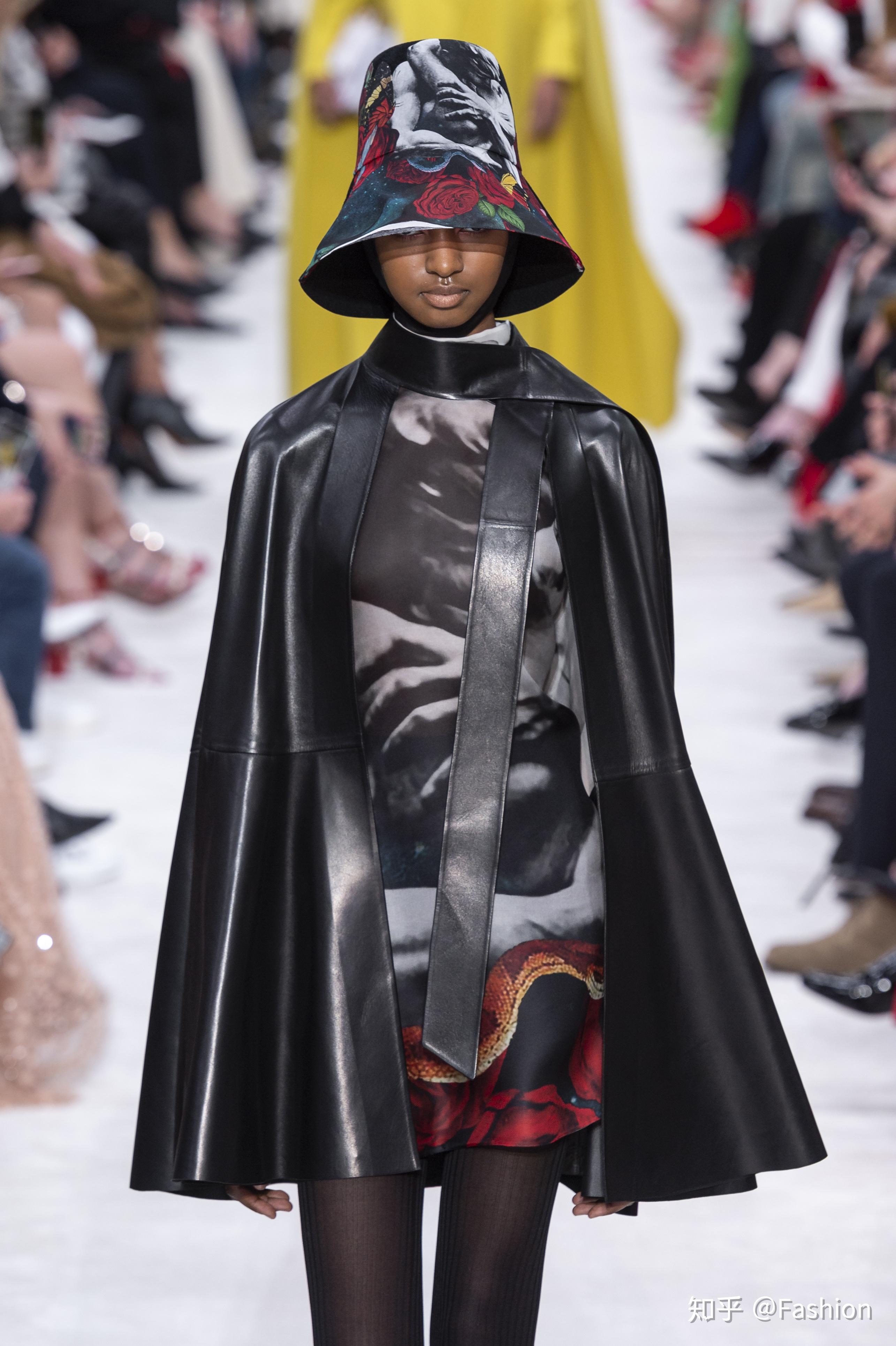 以爱之名valentino2019秋冬系列