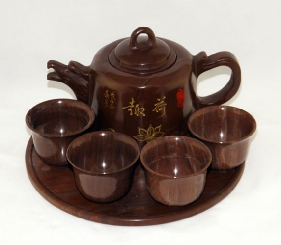 品茶的茶具怎么选 v2-b6c78cf7f67b1ff27a8ebadf164431ed_r.jpg