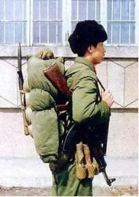 65式军服再现《芳华》：迄今为止中国军队影响最大的一代服装... - 知乎