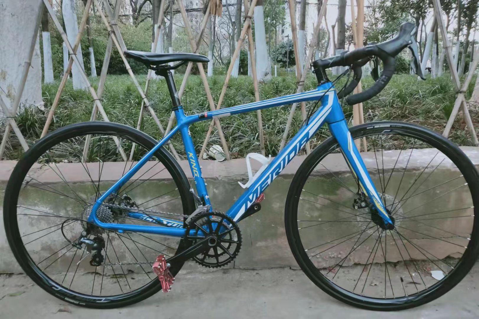 求大佬们推荐一辆四五千左右的公路车