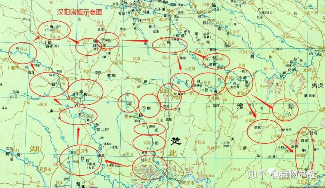 把从江汉平原进入中原和陕西的通道全部堵死,由几十个姬姓诸侯国组成