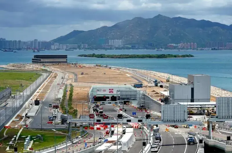 待計劃落實後,香港居民以自駕的方式到廣東省作短期商務,探親或旅遊.