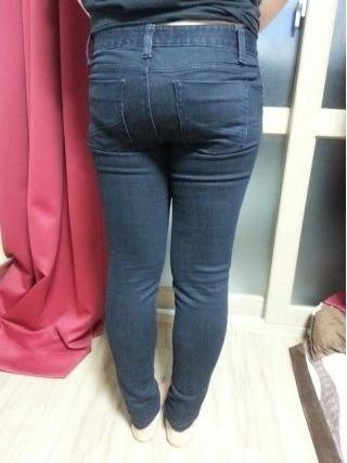 你不是腿短,只是臀线下移