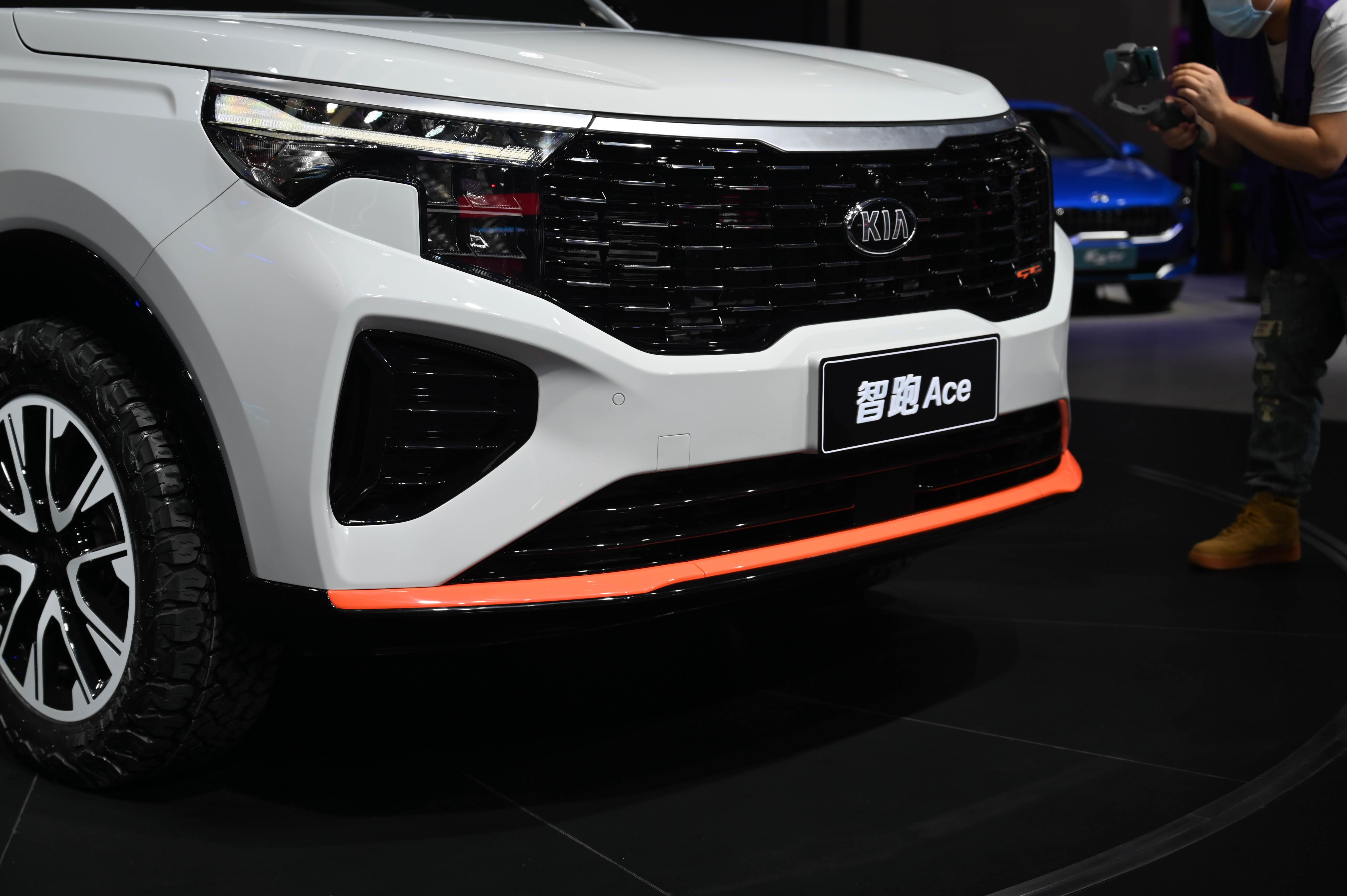 2020广州车展图解 | 这车"真硬"! 实拍起亚智跑ace