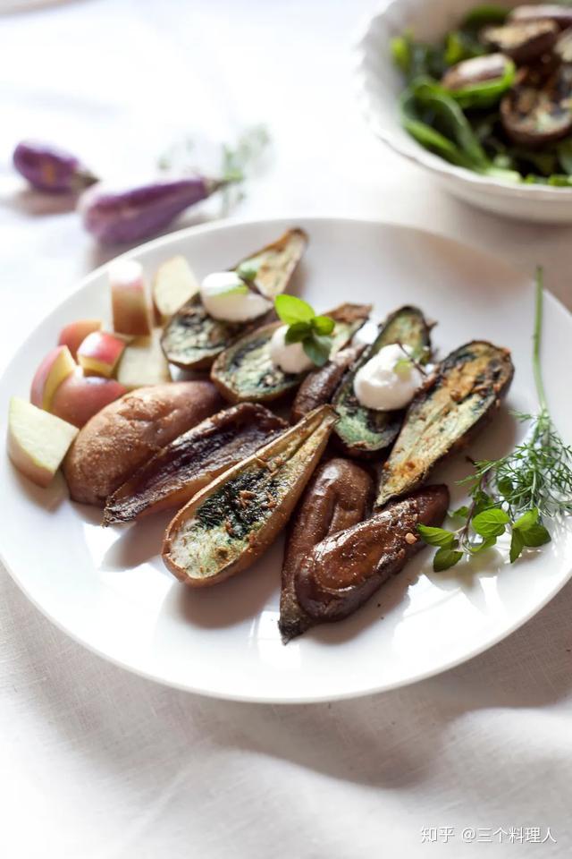 印度的羊肉与茄子masalaapple eggplant towers意式奶酪焗茄子