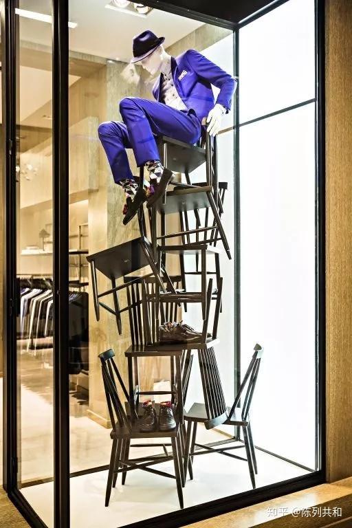 陈列橱窗50张最具创意的男装橱窗每一张都帅瞎了眼
