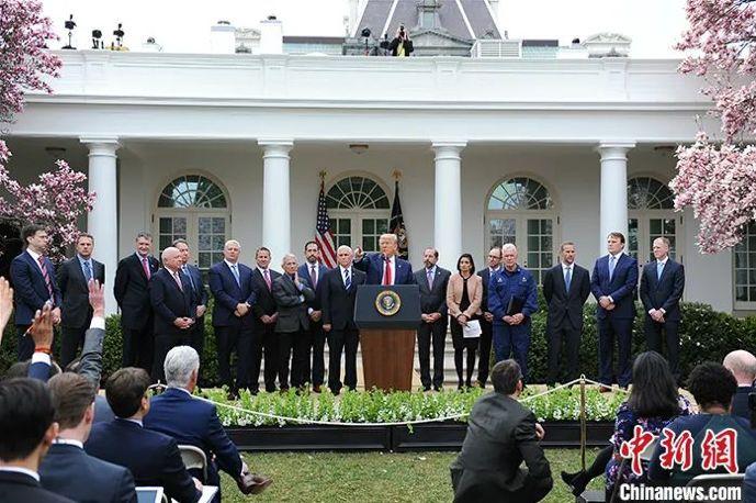 泰国疫情怎么那么严重了 v2-b823d255d7c9b623287d50667a555f7d_r.jpg