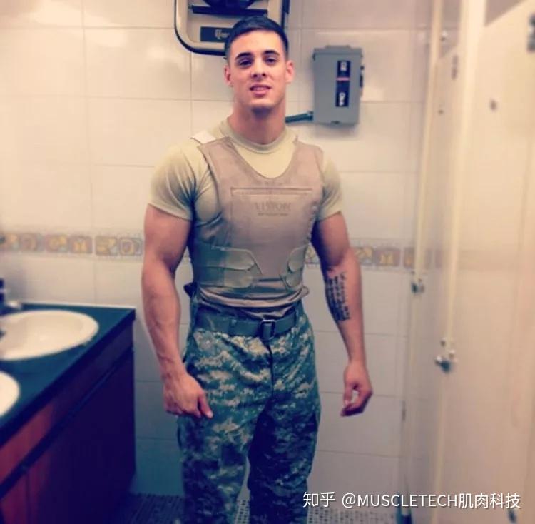 男神的健身日常2018 奥赛舞台的炸裂帅照希望洛根·富兰克林的故事