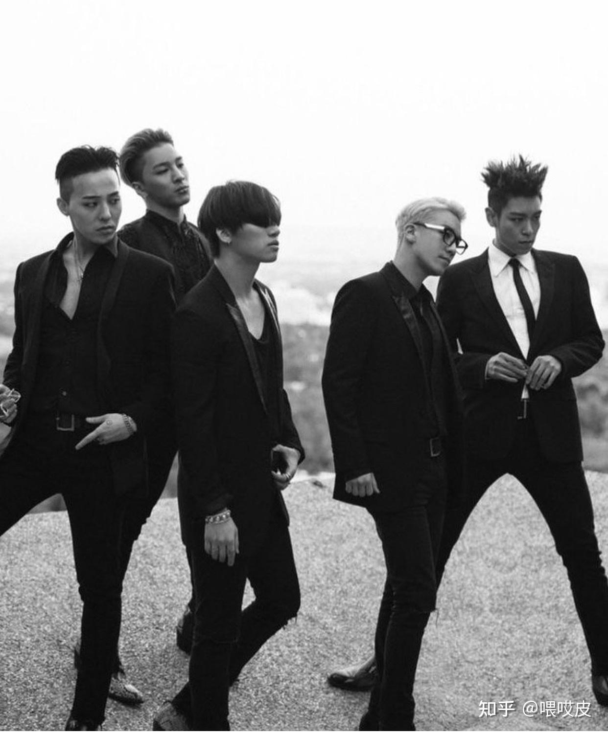 我想问一下大家谁有bigbang的一张合照啊