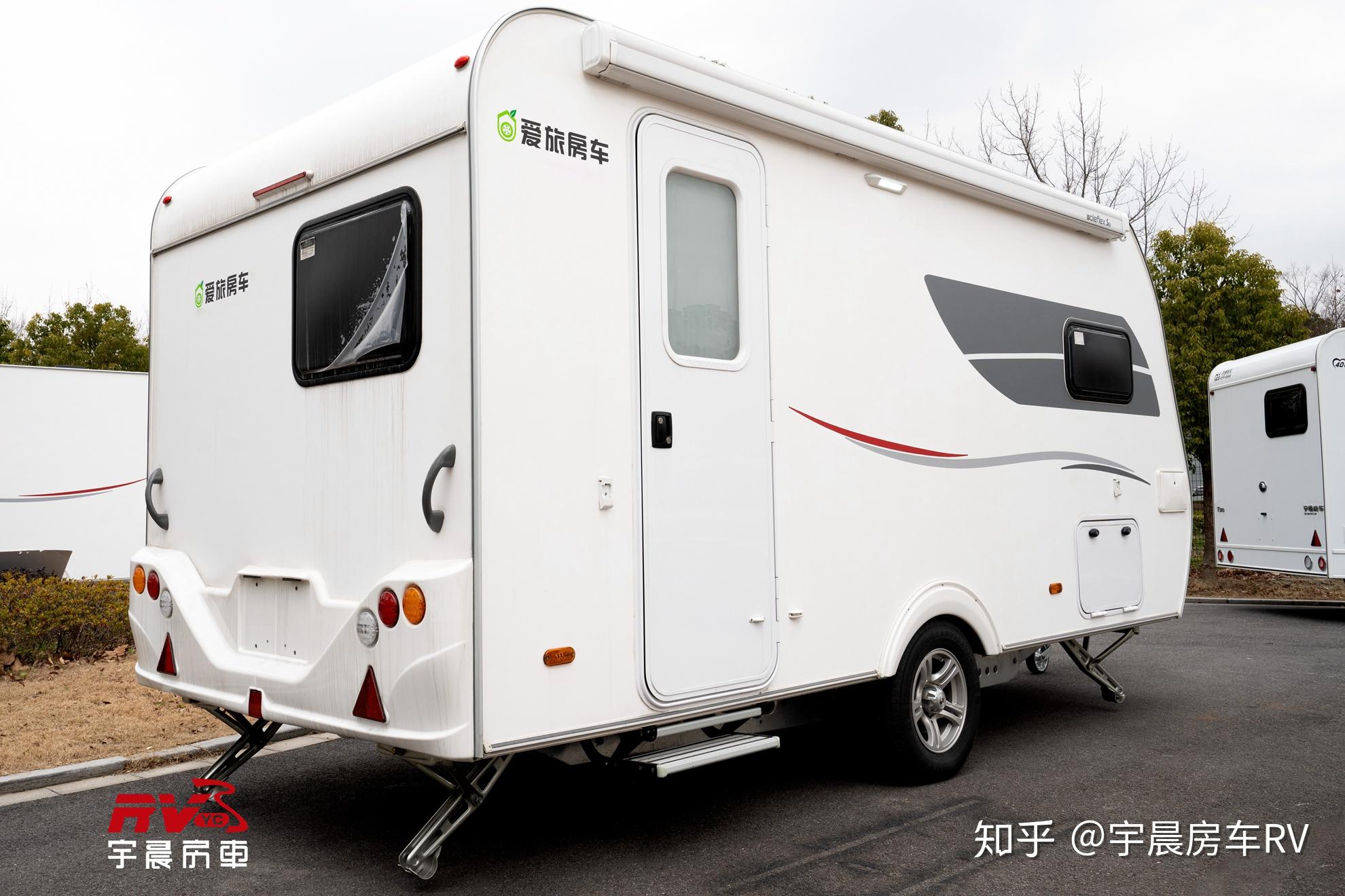 爱旅al460这款拖挂房车的整体尺寸仅为5990×2170×2580(mm),含托架的