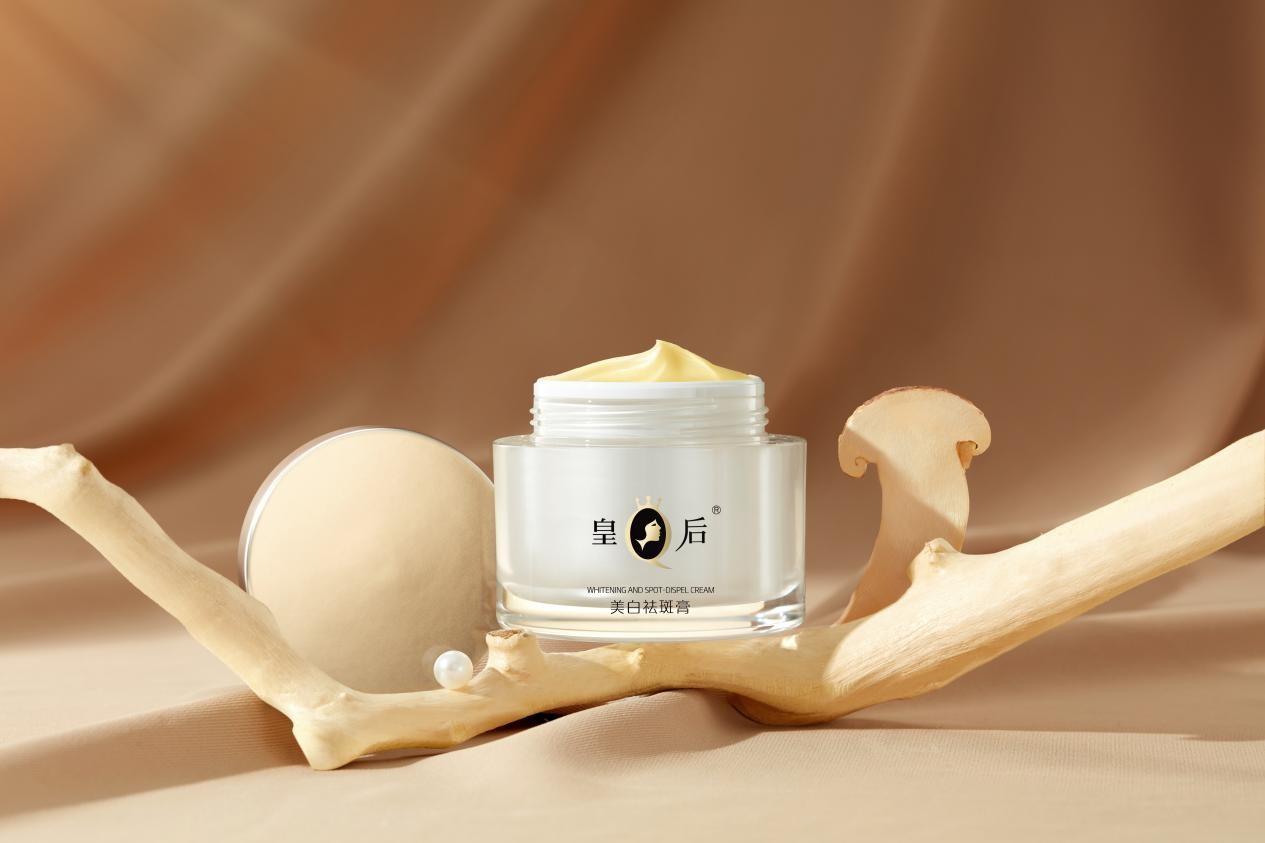 斑门弄斧皇后牌美白祛斑膏可不一般