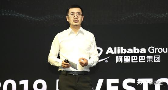 张大奕混迹网红圈多年,交往对象多得是,郭强只是张大奕的男友之一