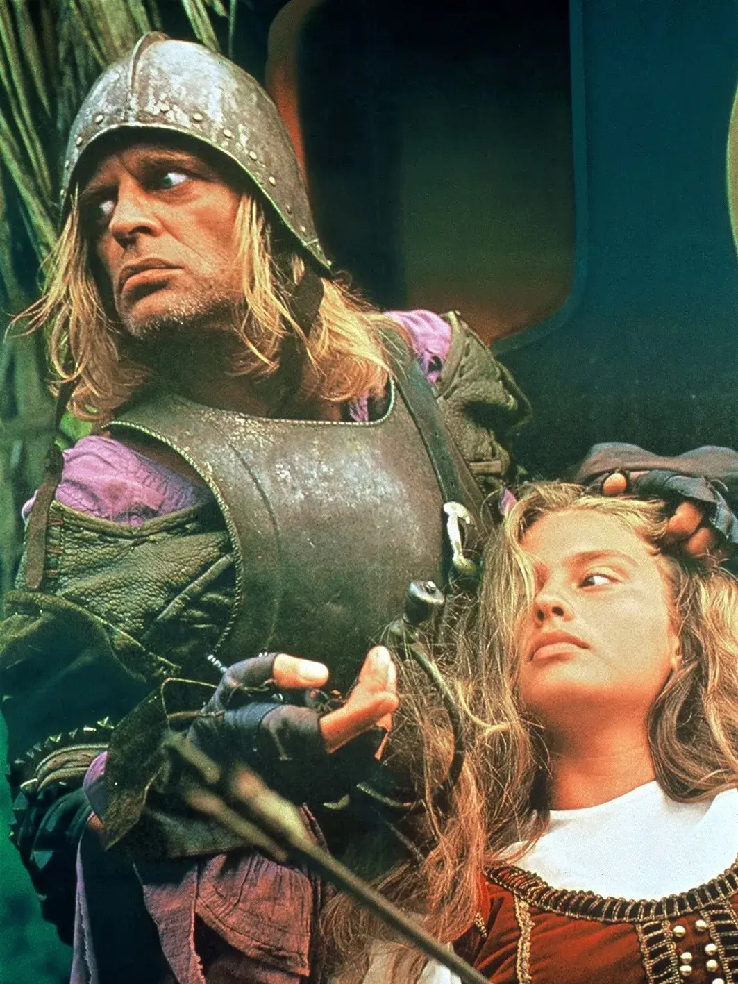 拍出来后票房极差,一直无人问津,他差点以为自己再也没有机会拍电影