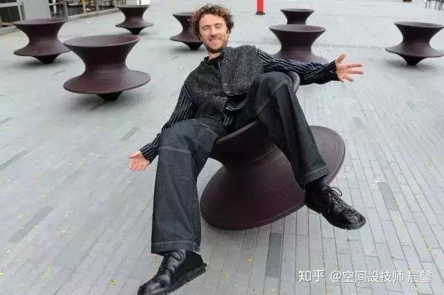 人物志 设计鬼才设计奇才 托马斯 亚历山大 赫斯维克 知乎 人物志 设计鬼才设计奇才 托马斯 亚历山大 赫斯维克 知乎