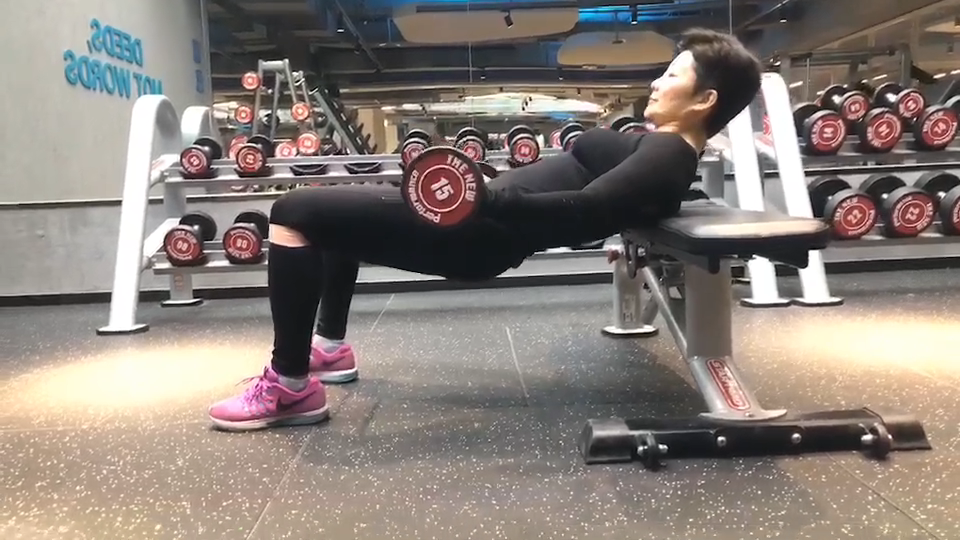 怎么练腰腹力量和核心 v2-b95c51399fa4aebe63d7618f70d24422.jpg