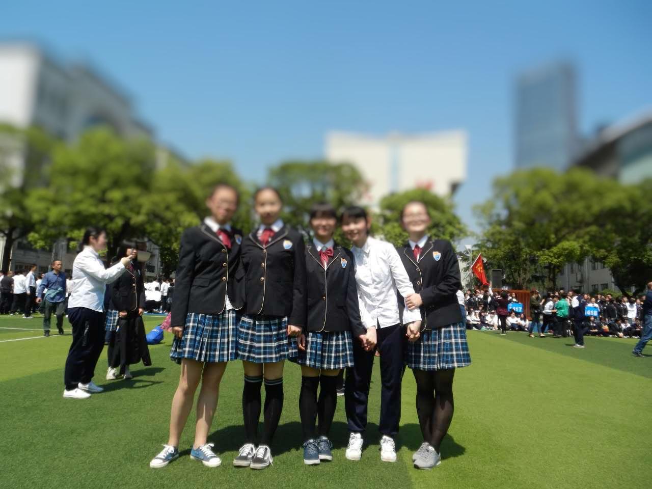 中国哪些中学有好看的校服