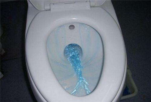 马桶水箱不上水了该怎么办